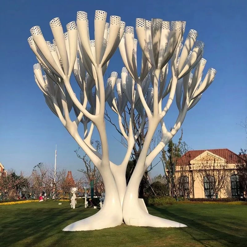 Scultura di pianta in metallo